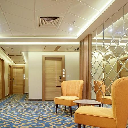 Hotel Four Element Waranasi Zewnętrze zdjęcie